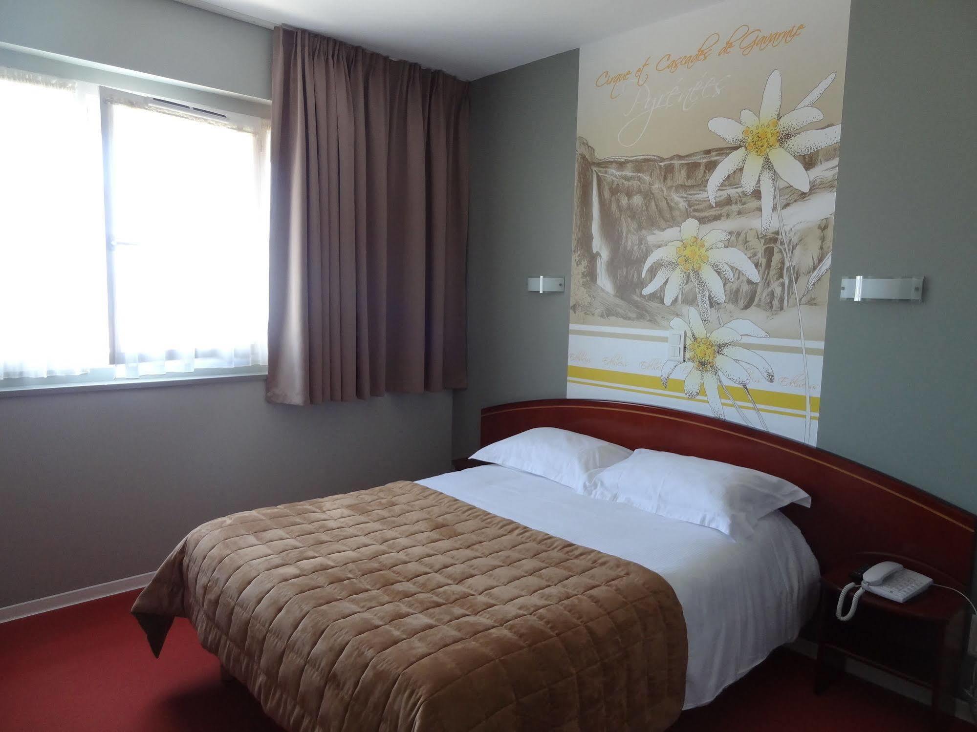 Cit'Hotel de la Marne Tarbes Exterior foto